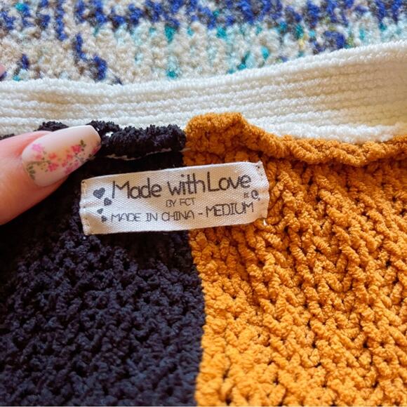 Made With Love Two-Toned Cropped Cardigan 🤎 - Picture 3 of 7